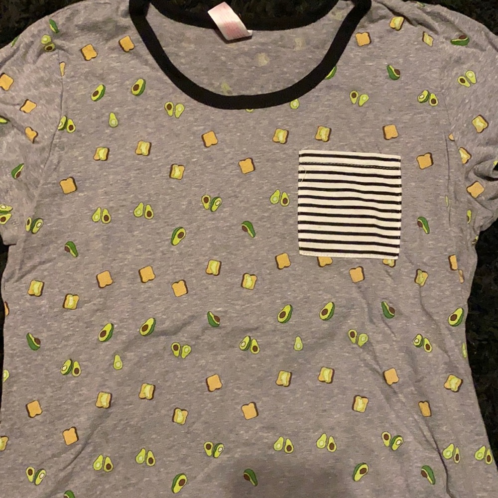 Avocado short sleeve shirt